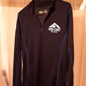 Leslie Jordan women's active top